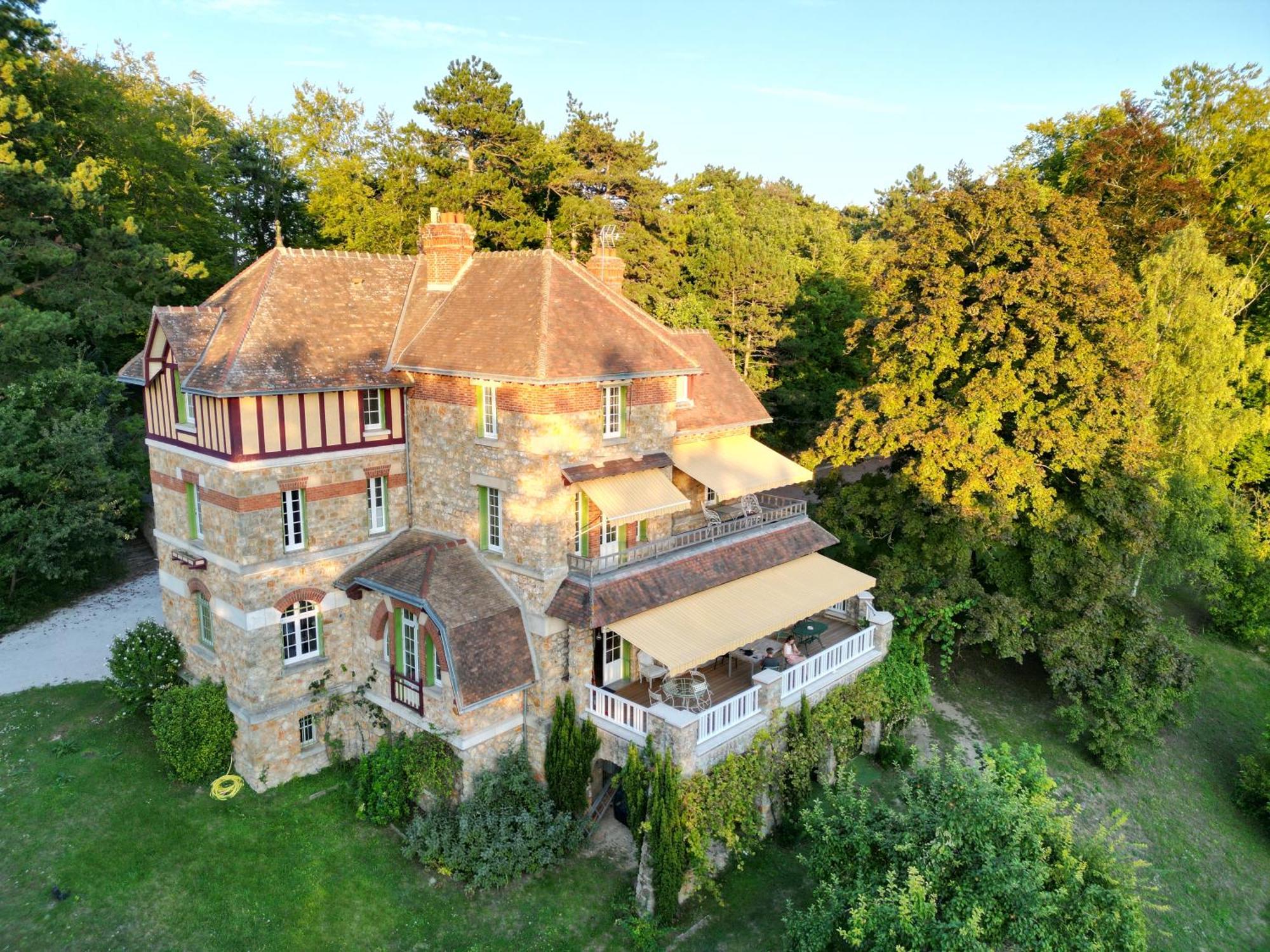 Le Manoir Du Cerf Guest house *